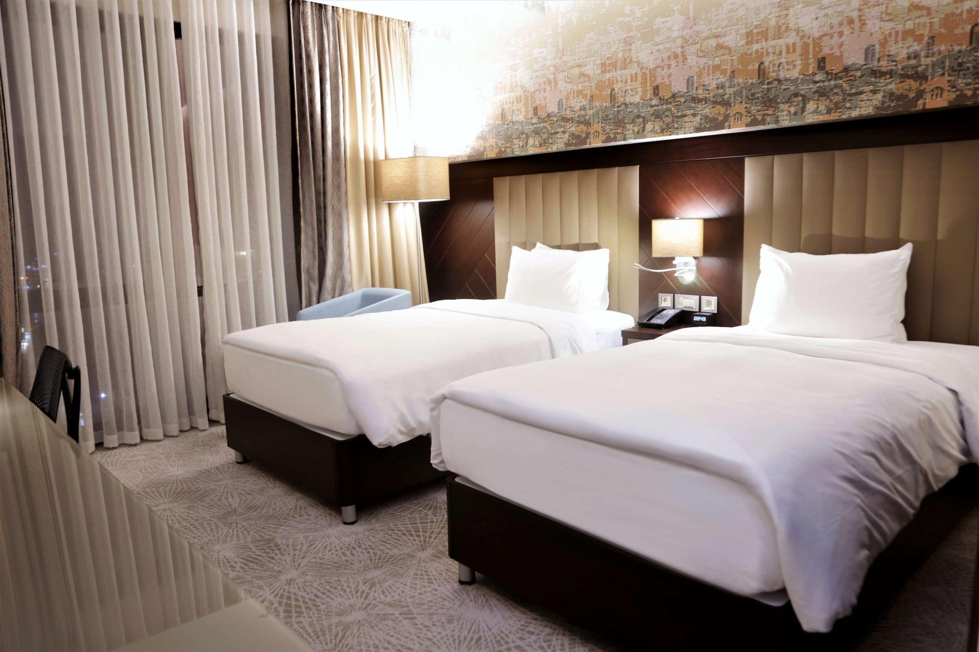 Doubletree By Hilton Istanbul Umraniye Hotell Exteriör bild Deluxe Room