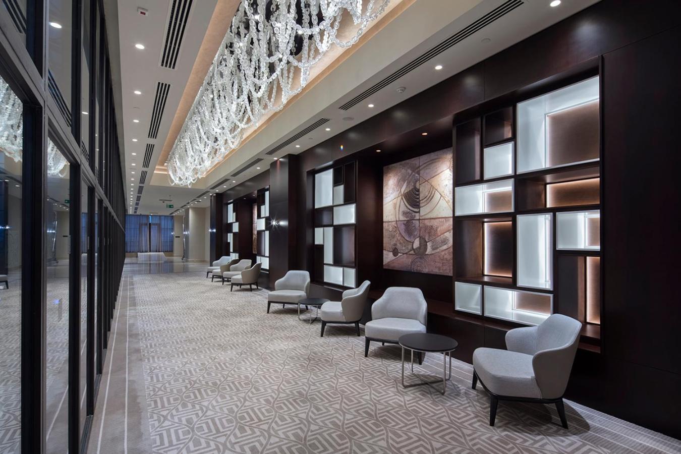 Doubletree By Hilton Istanbul Umraniye Hotell Exteriör bild The interior of the hotel