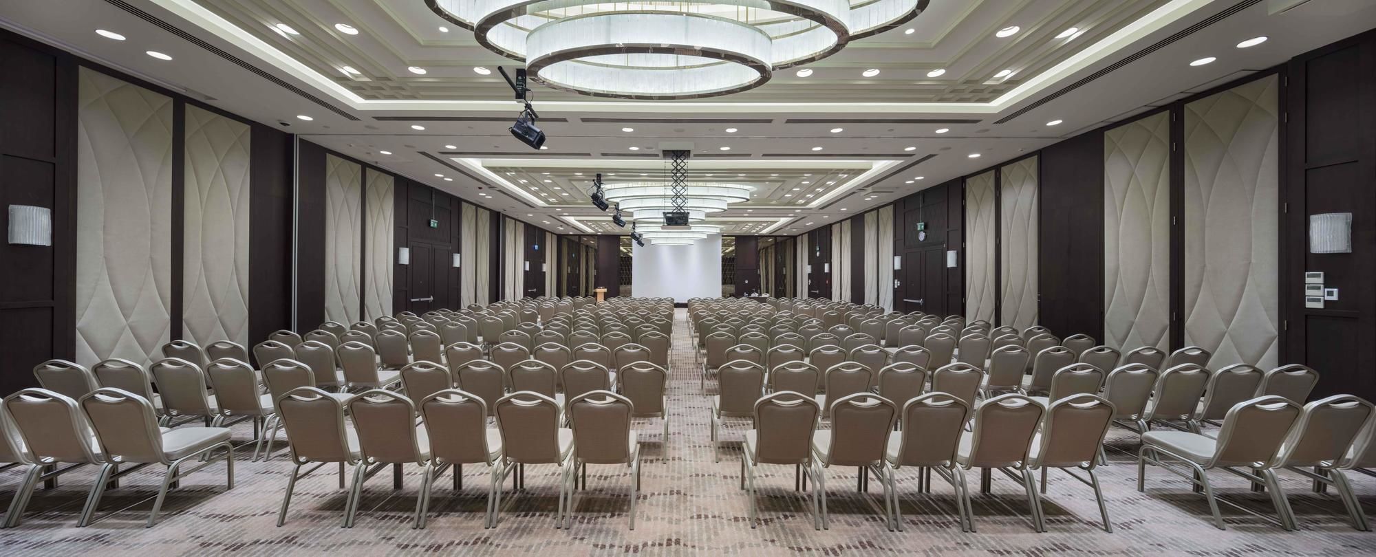Doubletree By Hilton Istanbul Umraniye Hotell Exteriör bild The Grand Ballroom